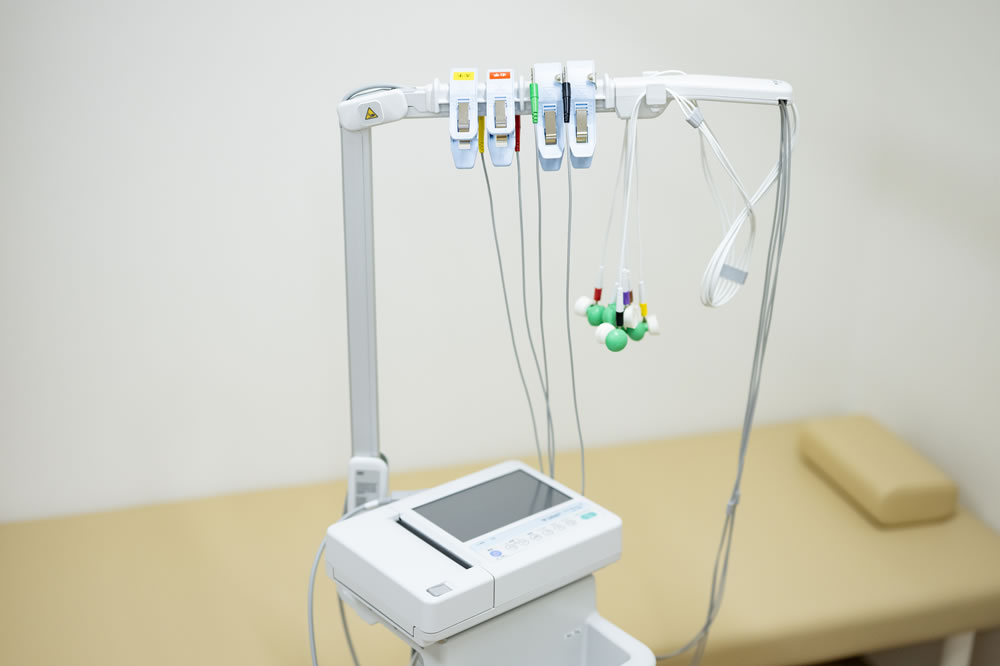 心電図検査機器